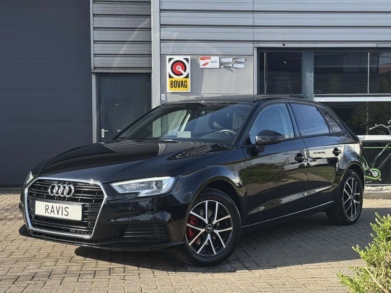 Audi A3 Sportback - 1.0 TFSI Design Pro Line Plus | Automaat | Pano | Cruise - AutoWereld.nl