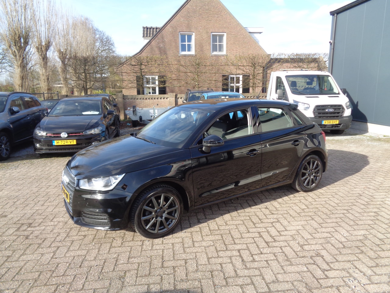 Audi A1 Sportback - 1.0 TFSI Design Pro Line Plus Climate controle, pdc achter, stoelverwarming, LM velgen - AutoWereld.nl