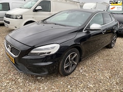 Volvo V40 - 2018 * 2.0 D3 Business Sport * AUTOMAAT * LED * EXPORT & HANDEL ONLY