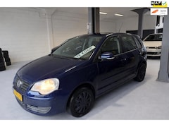 Volkswagen Polo - 1.4-16V Comfortline