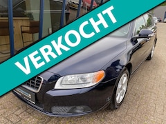 Volvo V70 - 2.5FT Momentum 230PK H.LEER / ECC / PDC / TREKHAAK