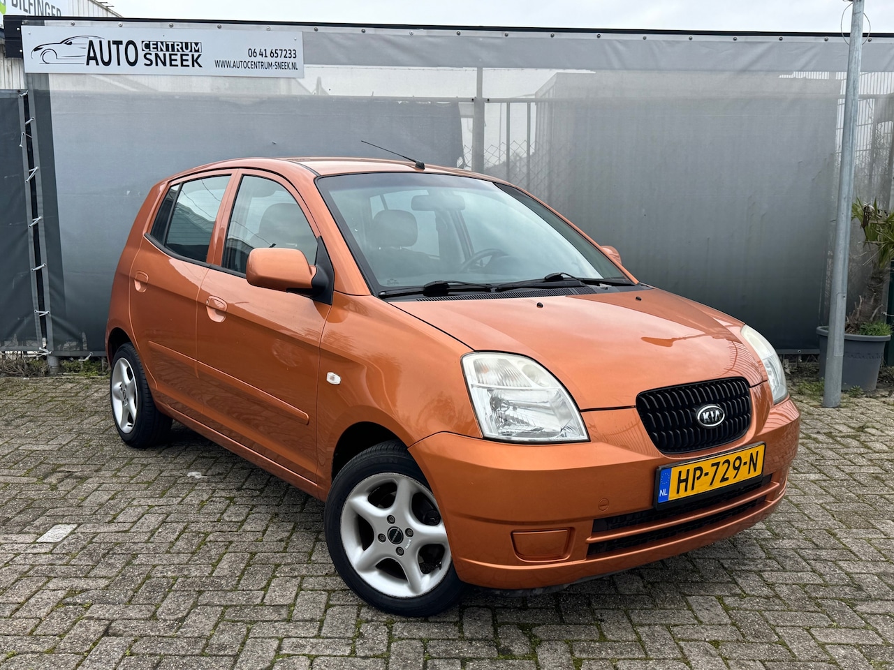 Kia Picanto - 1.1 LXE - NWE APK - Airco - Elektr. ramen - AutoWereld.nl