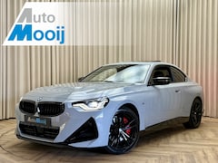 BMW 2-serie Coupé - M240i xDrive *Brooklyn Grey* Schuif-/Kanteldak HUD / Harman/Kardon / Stuurverwarming / Key