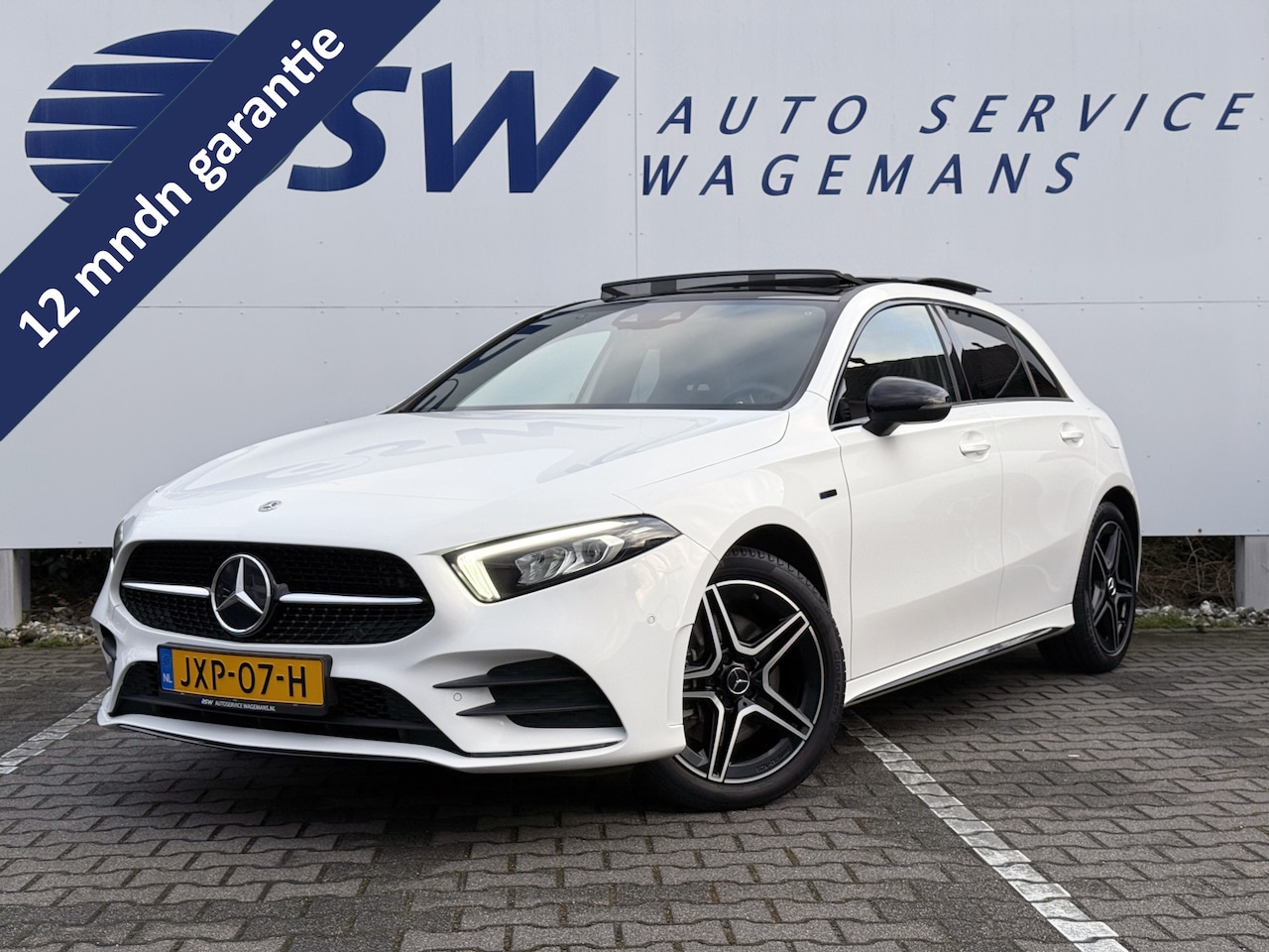 Mercedes-Benz A-klasse - 250 e Business Solution AMG Edition | Pano | Ambient Light | Camera | LED | 18 inch - AutoWereld.nl