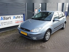 Ford Focus - 1.6 16V Ghia 5-deurs