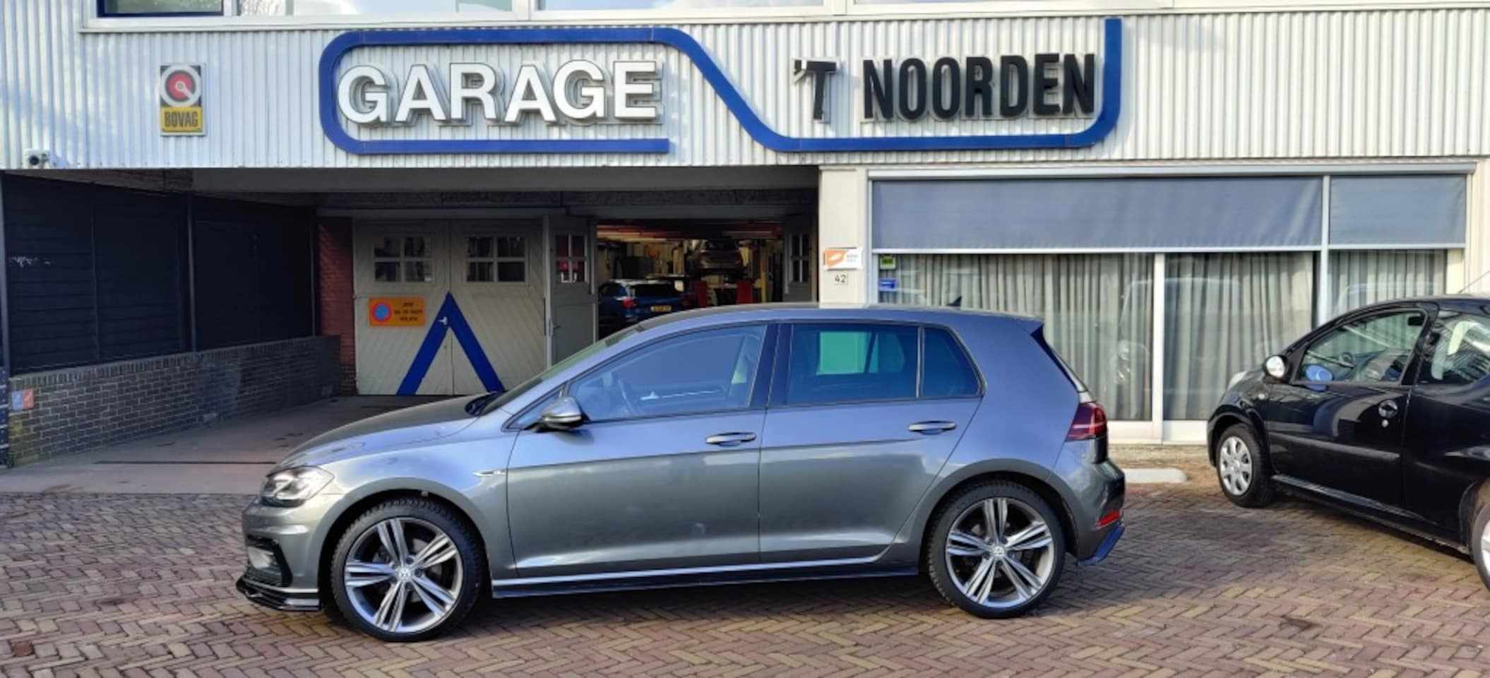 Volkswagen Golf - 1.5 TSI Highline Business R Line - AutoWereld.nl