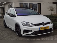Volkswagen Golf - R 2.0 TSI 4-motion (400pk) Pano/Porsche remmen/Motec/DCC/Leer/Dynaudio