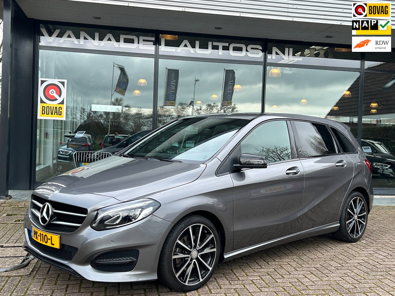 Mercedes-Benz B-klasse - 180 Activity Edition Aut. Leer Navi Park.Sens NAP NL-Auto Dealeronderhouden! - AutoWereld.nl