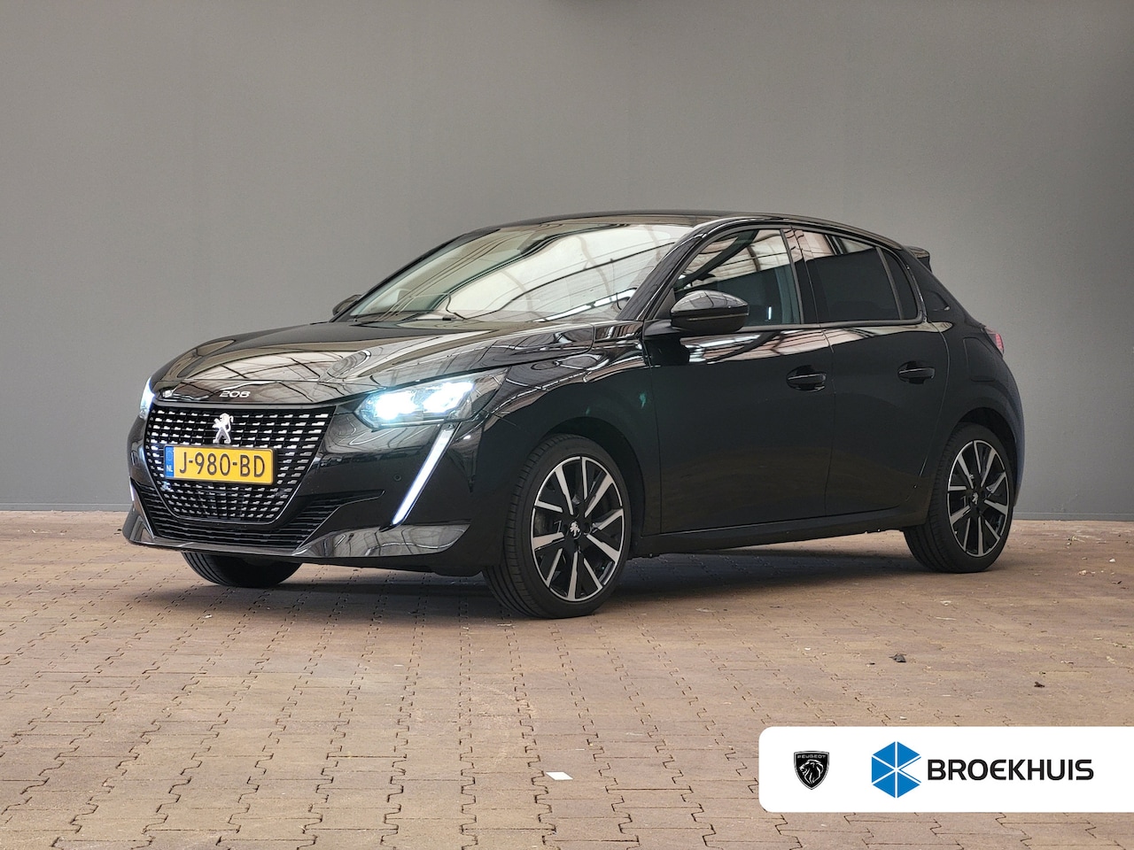 Peugeot 208 - 1.2 PureTech Allure | Airco (automatisch) | Buitenspiegels elektrisch verstelbaar | Cruise - AutoWereld.nl