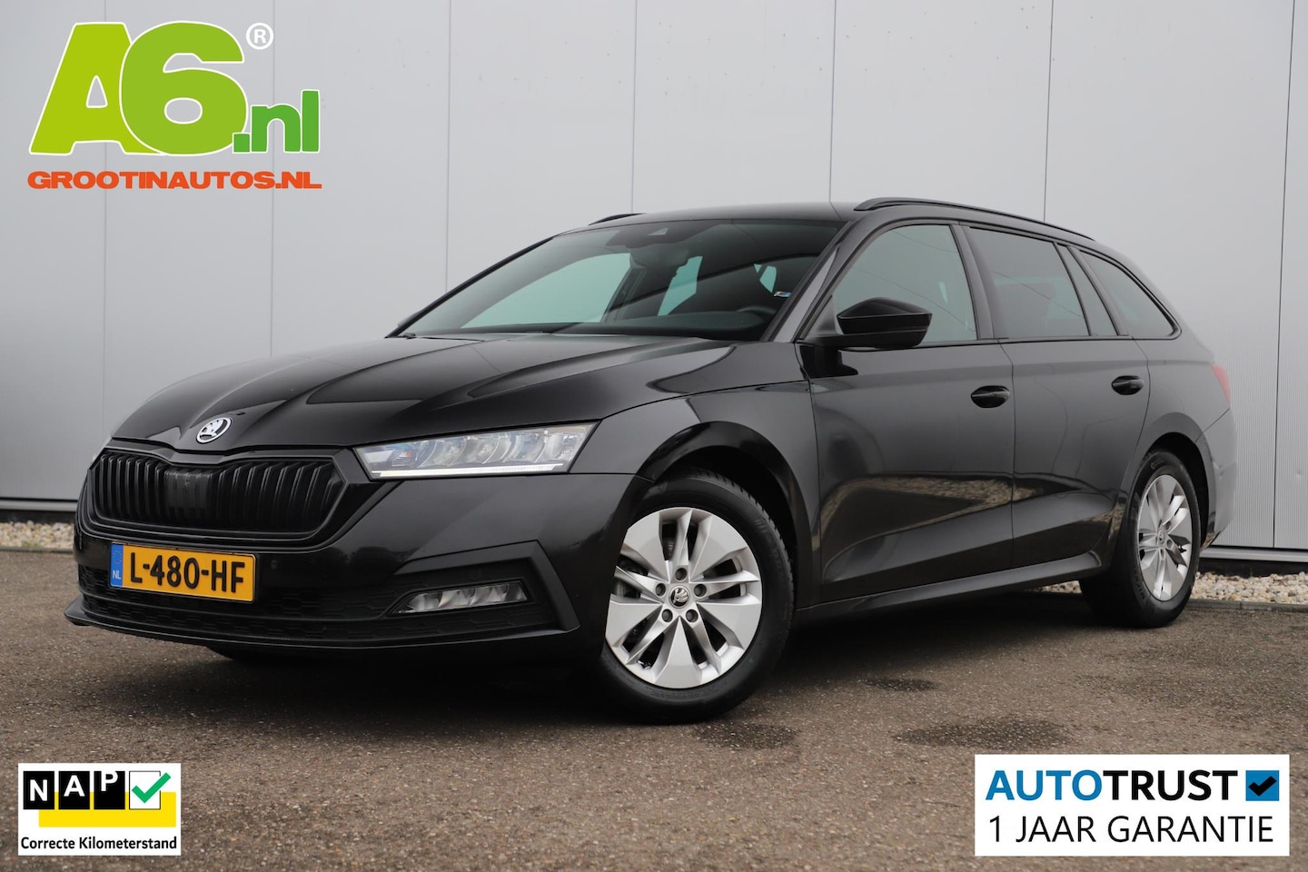 Skoda Octavia Combi - 1.0 e-TSI Sport Business Automaat Sportstoelen 16 inch LMV Navigatie Clima Adaptive Cruise - AutoWereld.nl
