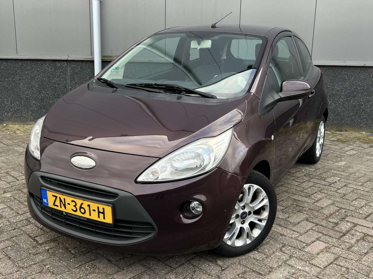 Ford Ka - 1.2 Titanium Airco Elek.pakket APK tot 31-1-2027 - AutoWereld.nl