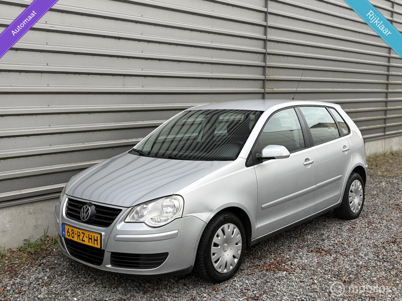 Volkswagen Polo - 1.4-16V AUTOMAAT|AIRCO|TREKHAAK|5DRS|ELEKPAKKET - AutoWereld.nl