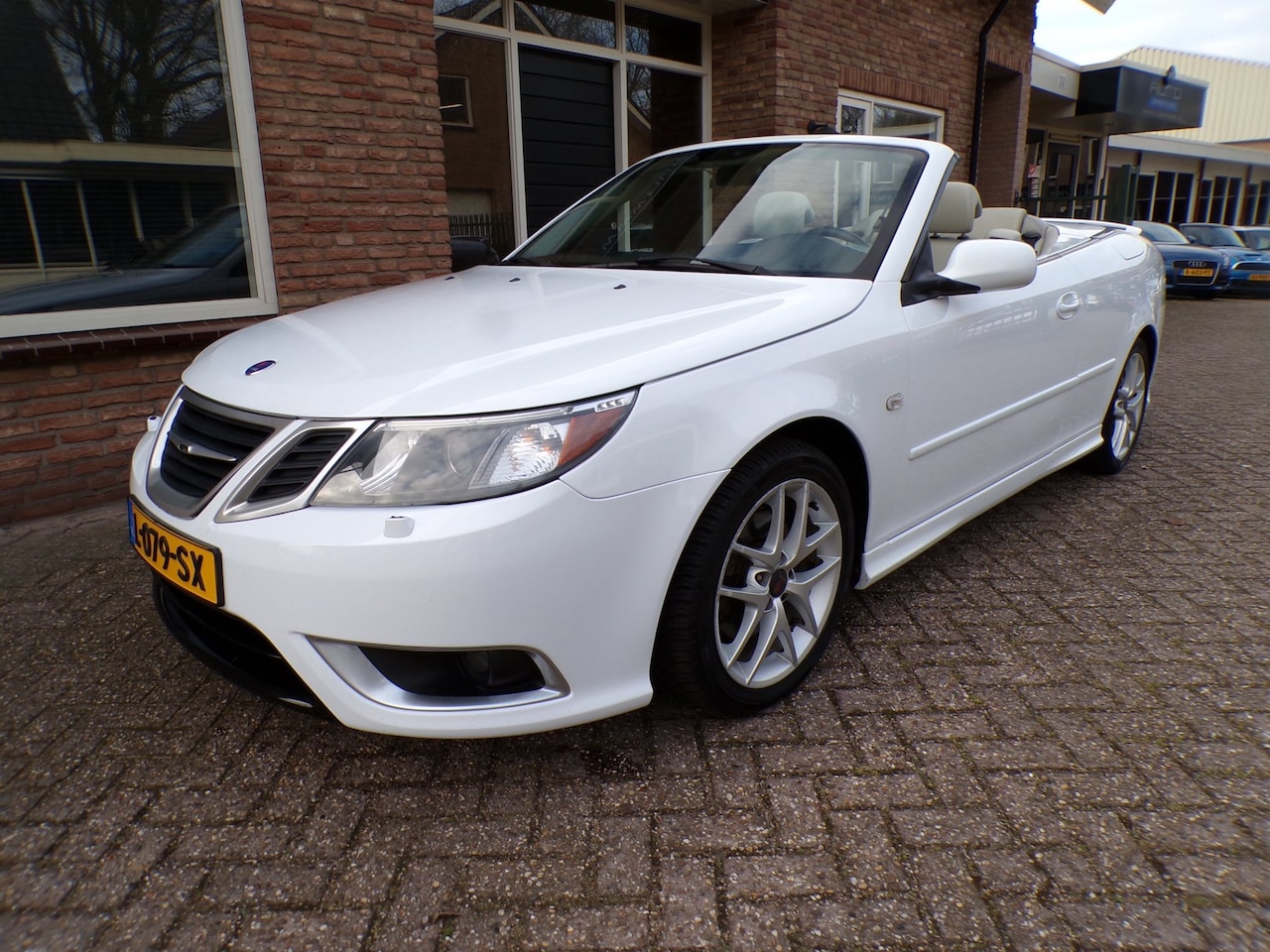 Saab 9-3 Cabrio - 2.0 T Aero Automaat / Leder - AutoWereld.nl