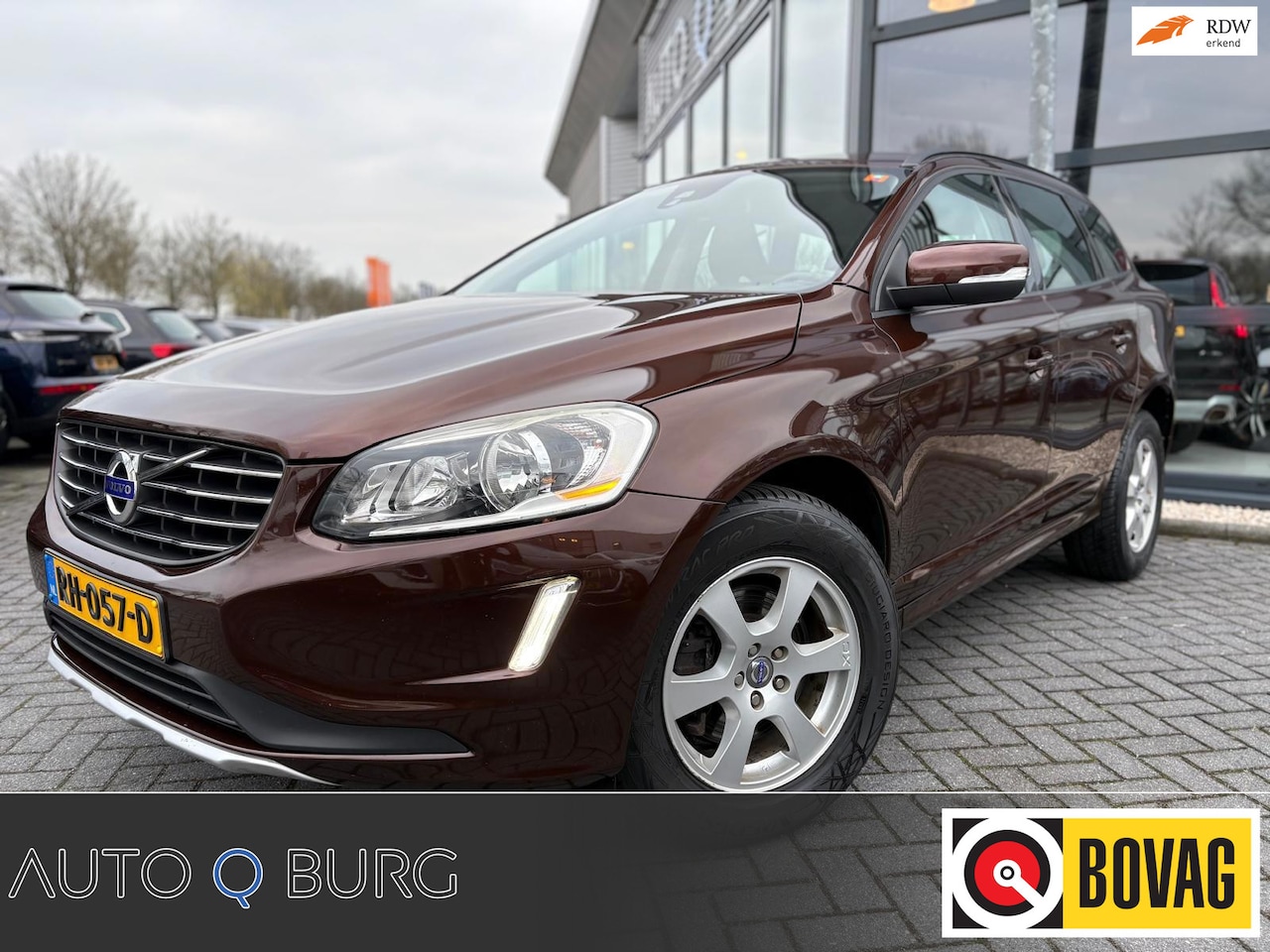 Volvo XC60 - 2.0 D3 FWD Summum | Trekhaak | PDC | Cruise | Airco | Goed Onderhouden | - AutoWereld.nl