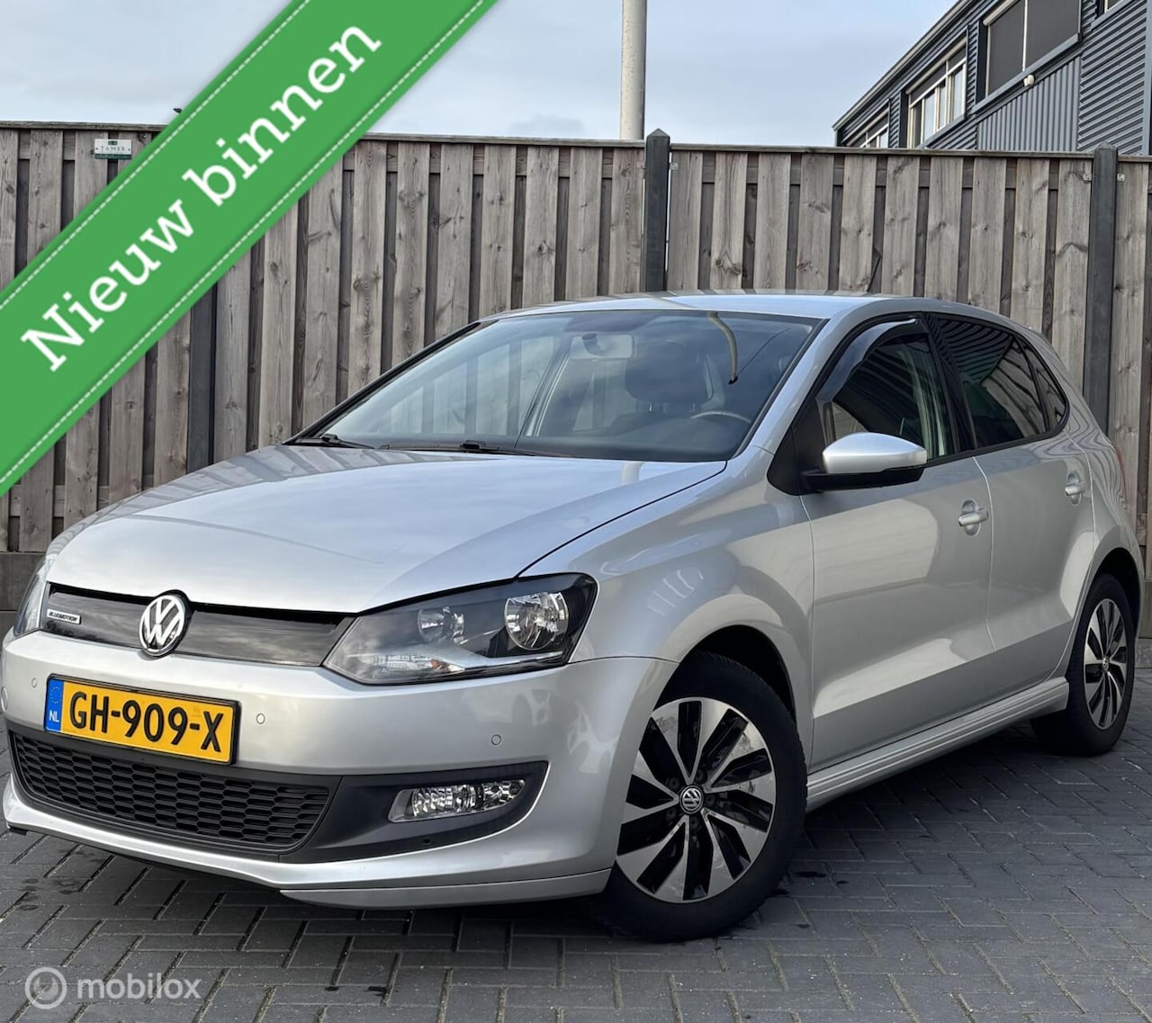 Volkswagen Polo - 1.0 BlueMotion Edition/PDC/CRUISE/AIRCO/ - AutoWereld.nl