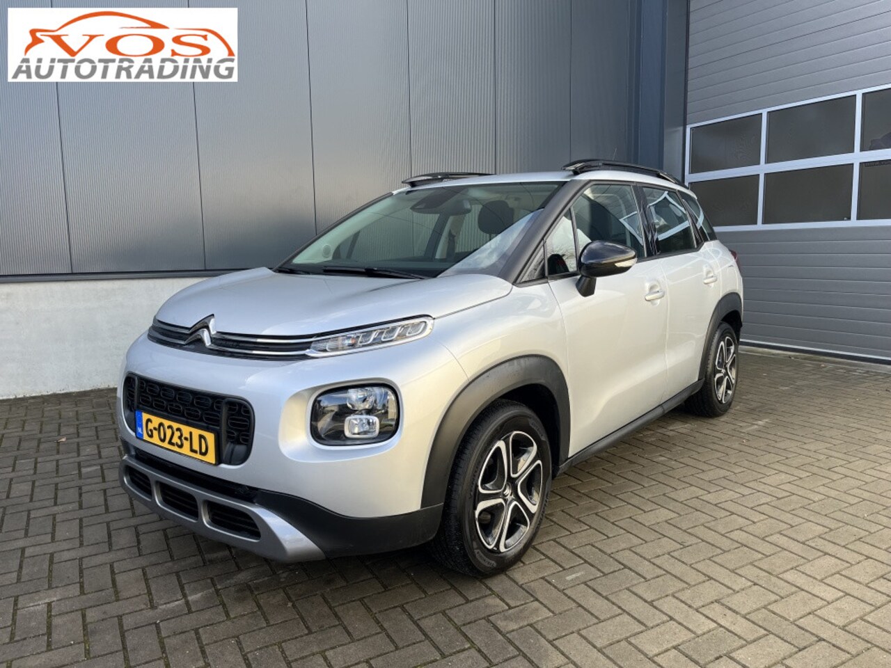 Citroën C3 Aircross - 1.2 PT S&S FAMILIALE *stoelverwarming/trekhaak* - AutoWereld.nl