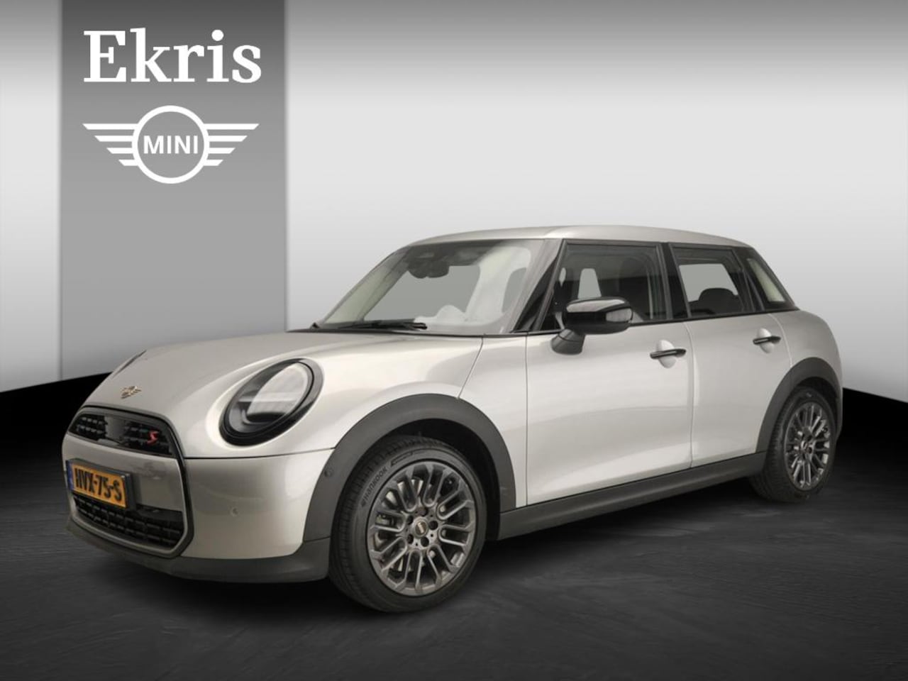 MINI Cooper S - 5-deurs Automaat / LED / Park assist / DAB / Driving assist / Alu wielen 17 inch - AutoWereld.nl