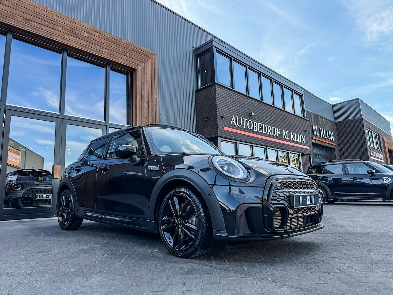 MINI Cooper S - Mini 2.0 John Cooper Works F1 aut 5drs/Pano/Chester leder/Hk/Camera/Vol - AutoWereld.nl