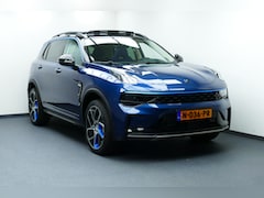 Lynk & Co 01 - 1.5 20"LM Velgen met All Season Banden en trekhaak met 1800kg trekgewicht