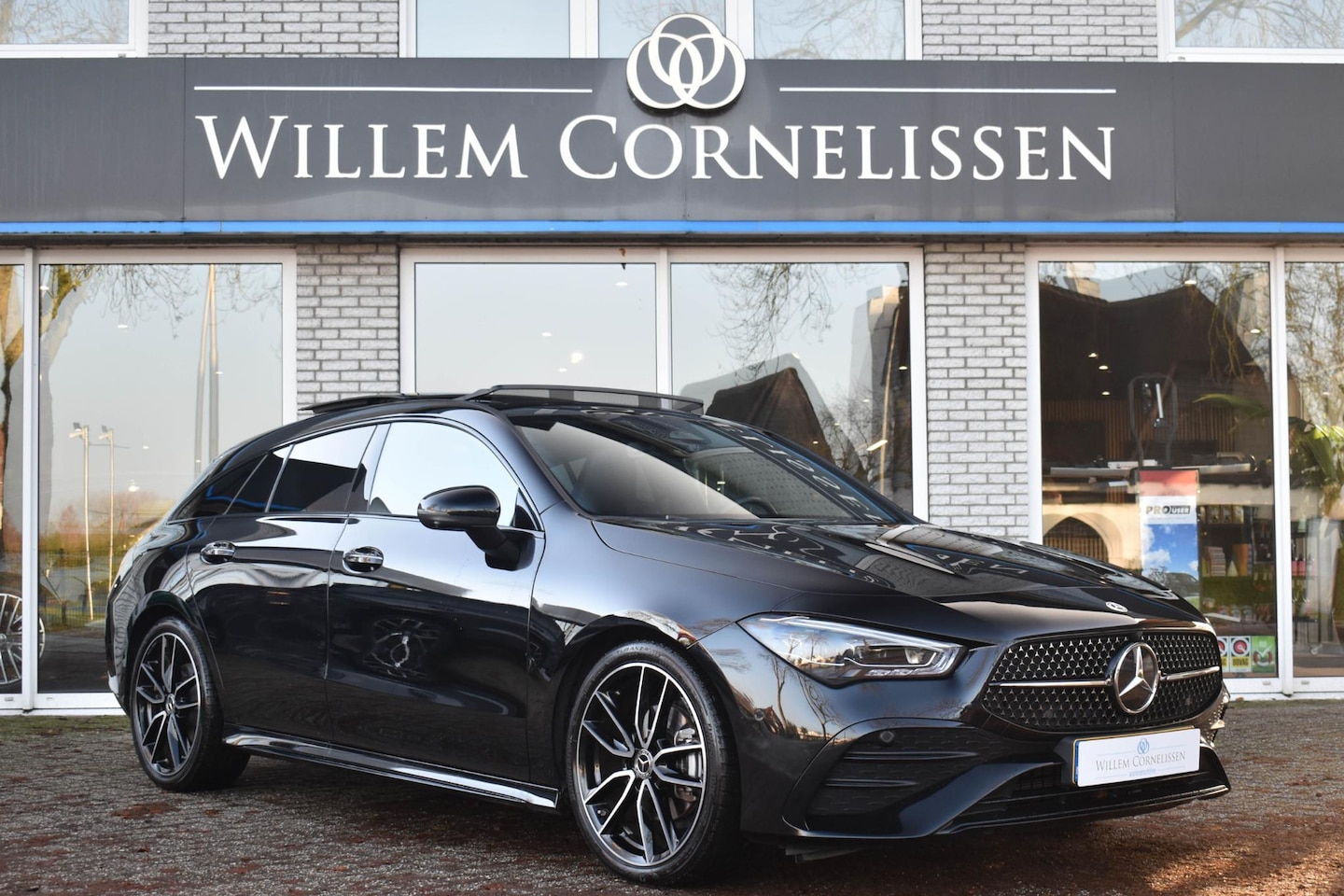 Mercedes-Benz CLA-klasse Shooting Brake - 180 Star Edition Luxury Line 180 Star Edition Luxury Line - AutoWereld.nl