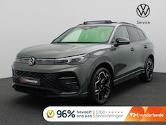 Volkswagen Tiguan - 1.5 eHybrid R-Line Edition 272PK DSG SOH 100%, Pano-Schuifdak, Trekhaak, Black Style, 20"