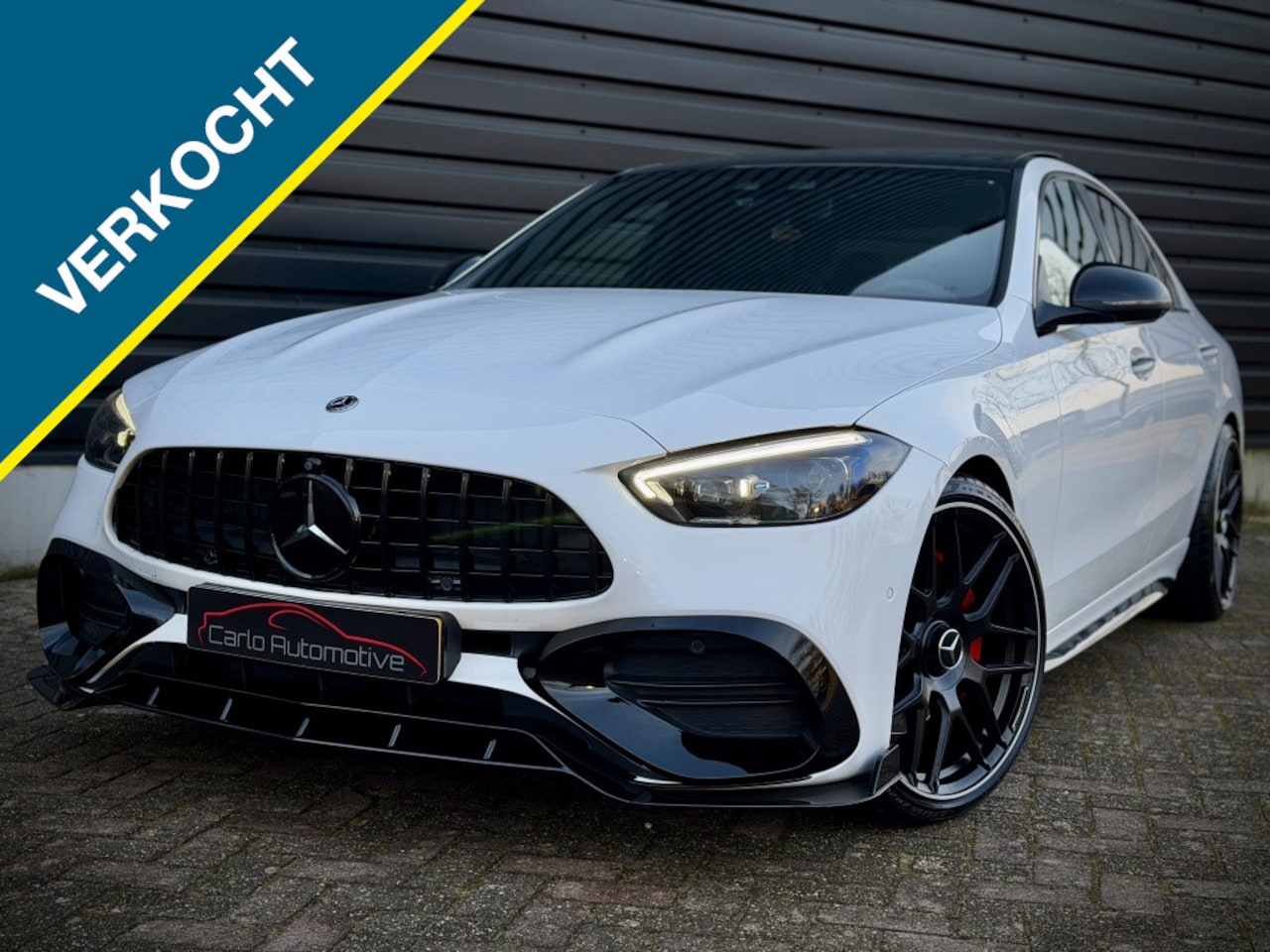 Mercedes-Benz C-klasse - 180 AMG C63 PANO|MEMORY|HUD|360|ACC|BLINDSPOT VOL! - AutoWereld.nl