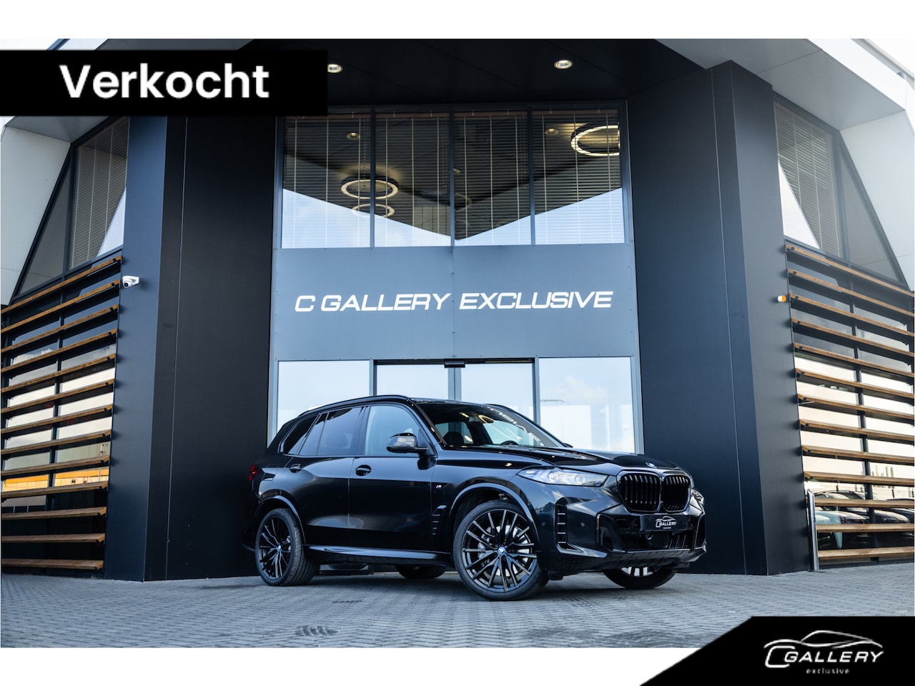 BMW X5 - xDrive50e - M Sport | Panorama | H&K | Luchtvering | Memory - AutoWereld.nl
