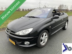 Peugeot 206 CC - 1.6 Clima, licht/regen sensor, elektr pakket, inruil mogelijk 1.6-16V
