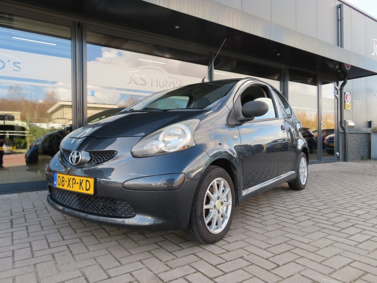 Toyota Aygo - 1.0-12V Airco Licht Metaal 2007 - AutoWereld.nl
