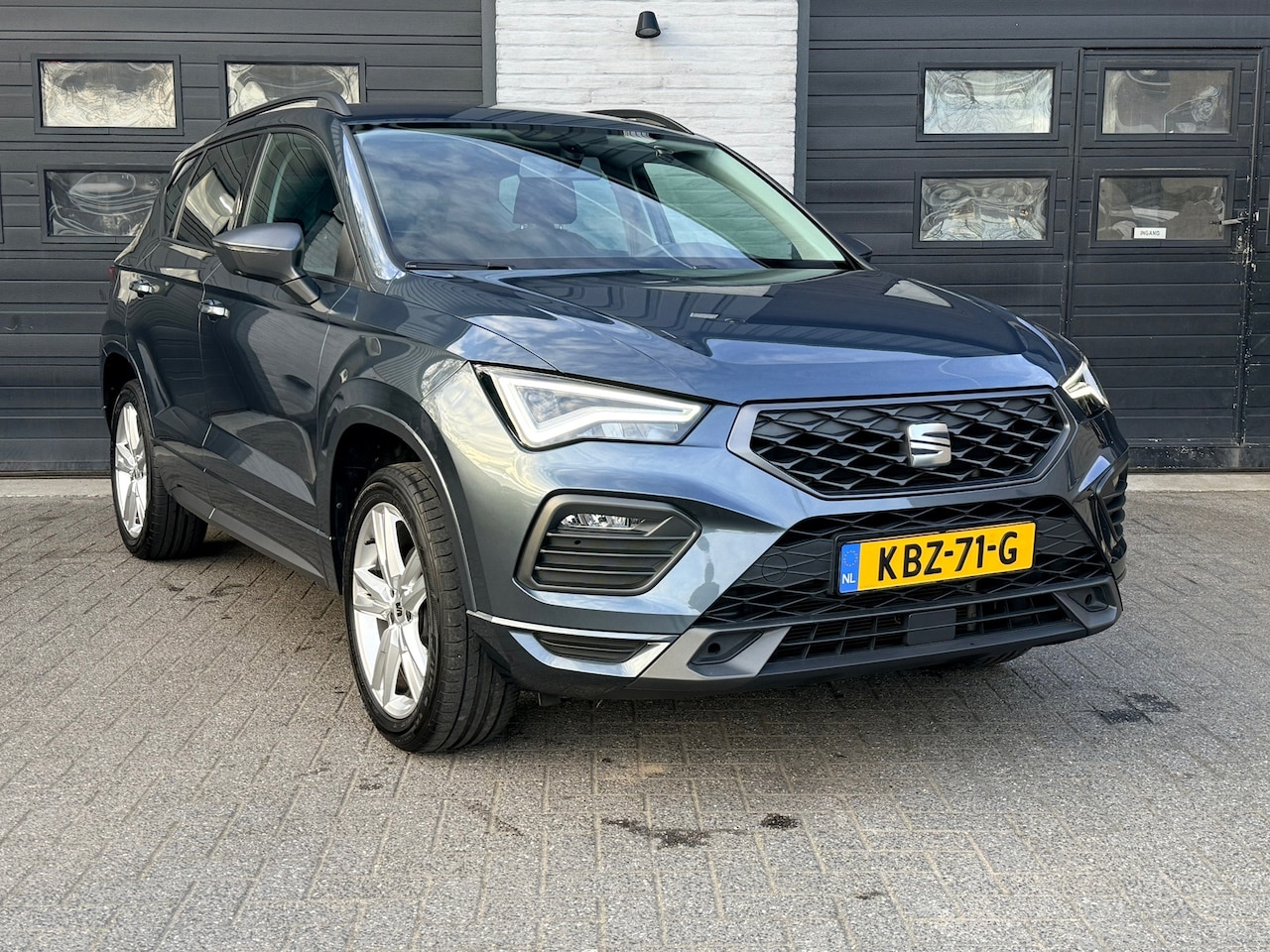 SEAT Ateca - 1.5 TSI FR Business Intense 1.5 TSI FR Business Intense, Camera, Trekhaak - AutoWereld.nl