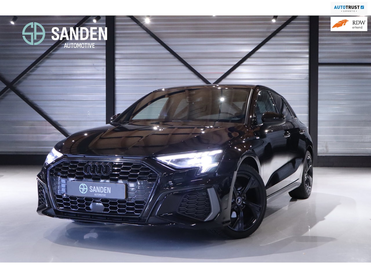 Audi A3 Sportback - 30 TFSI S Line|Automaat|LED|S line interieur en exterieur|Navi|Parkeersensoren|DAB|18 inch - AutoWereld.nl