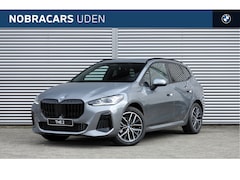BMW 2-serie Active Tourer - 225e xDrive M Sport Automaat / Panoramadak / Trekhaak / Sportstoelen / M Adaptief onderste