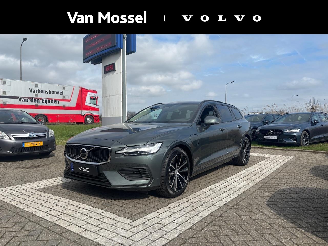 Volvo V60 - T6 Plug-in hybrid AWD Business Edition | Harman/Kardon| Driver Assist | Climate Pack | Dir - AutoWereld.nl