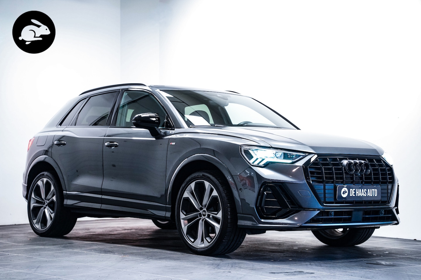 Audi Q3 - 45 TFSI e S-Line Black ed|Trekhaak|20 inch|Acc|360* cam - AutoWereld.nl