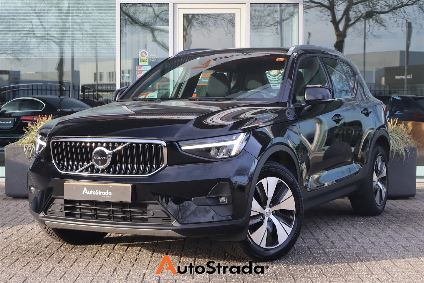 Volvo XC40 - T4 Core Bright 211pk | 360 Camera | ACC | Keyless | LED | Carplay | Memory | Navi | Virtua - AutoWereld.nl