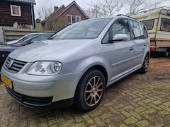 Volkswagen Touran - 1.6-16V FSI EXPORTPRICE