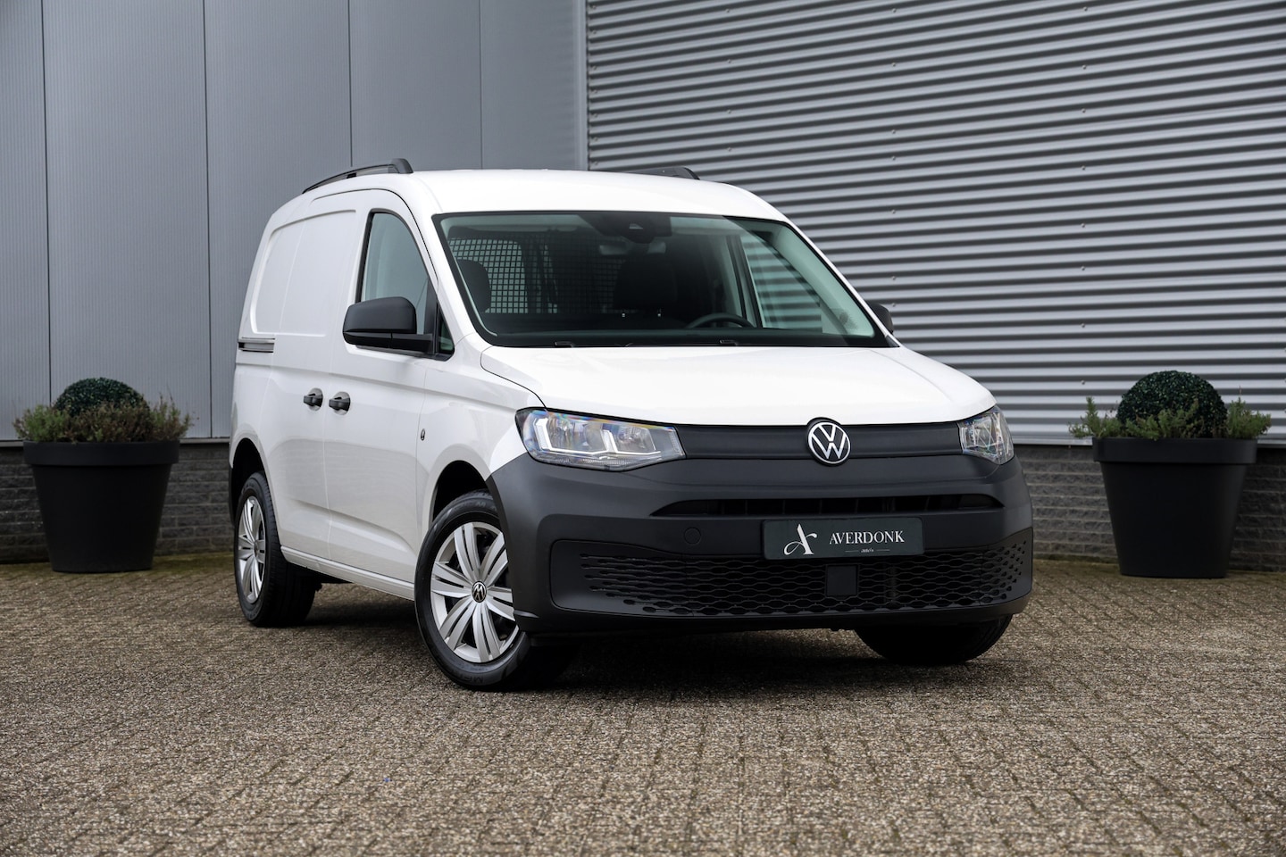 Volkswagen Caddy Cargo - 1.5 TSI Edition Benzine PDC|Bluetooth|Dakdragers - AutoWereld.nl