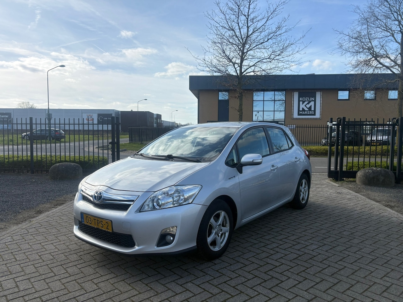 Toyota Auris - 1.8 Full Hybrid Business | Cruise | Climate | Trekhaak - AutoWereld.nl