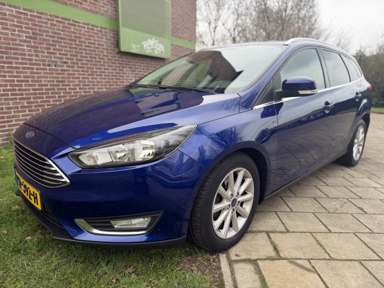 Ford Focus Wagon - 1.0 Titanium Ed*2016*Ecc|Cruise|Nav|Pdc|Lmv - AutoWereld.nl