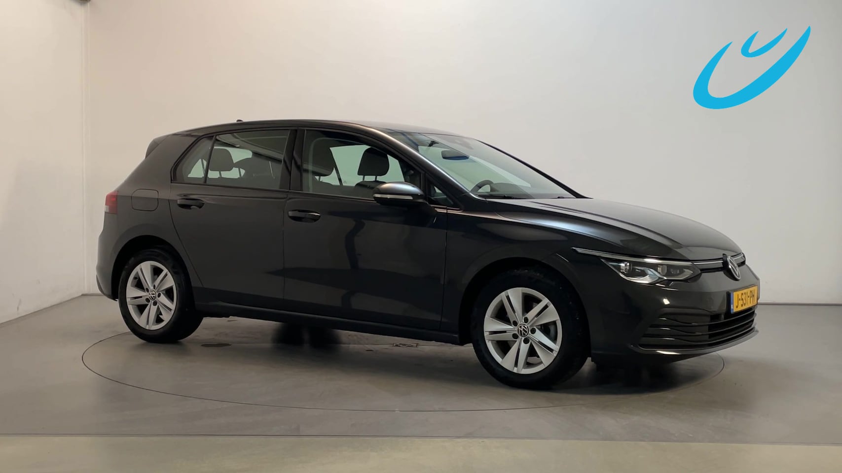 Volkswagen Golf - 1.5 TSI Life Business Alcantara Virtual Cockpit Parkeersensoren - AutoWereld.nl