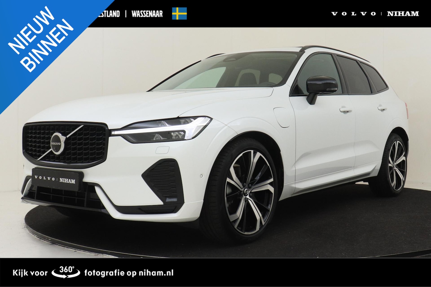 Volvo XC60 - T6 PLUG-IN HYBRID AWD PLUS DARK -PANO.DAK|HARMAN/KARDON|GEVENT.LEDER|LUCHTVERING|HEAD-UP D - AutoWereld.nl