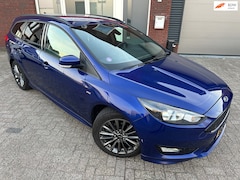 Ford Focus Wagon - 1.0 ST-Line / Navi / PDC / Clima