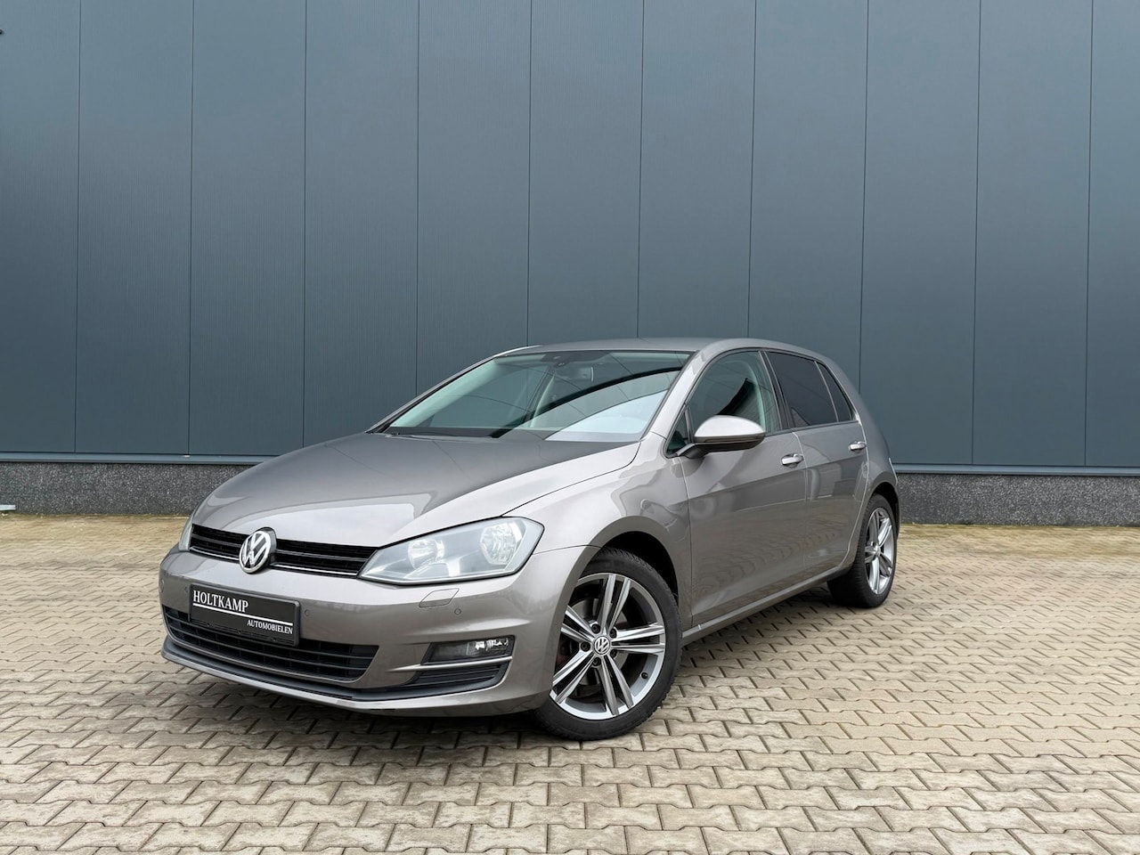 Volkswagen Golf - 1.2 TSI | CRUISE | AIRCO | CARPLAY | TREKHAAK AFNEEMBAAR - AutoWereld.nl