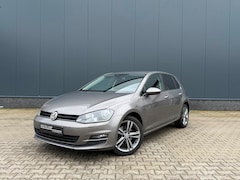 Volkswagen Golf - 1.2 TSI | CRUISE | AIRCO | CARPLAY | TREKHAAK AFNEEMBAAR
