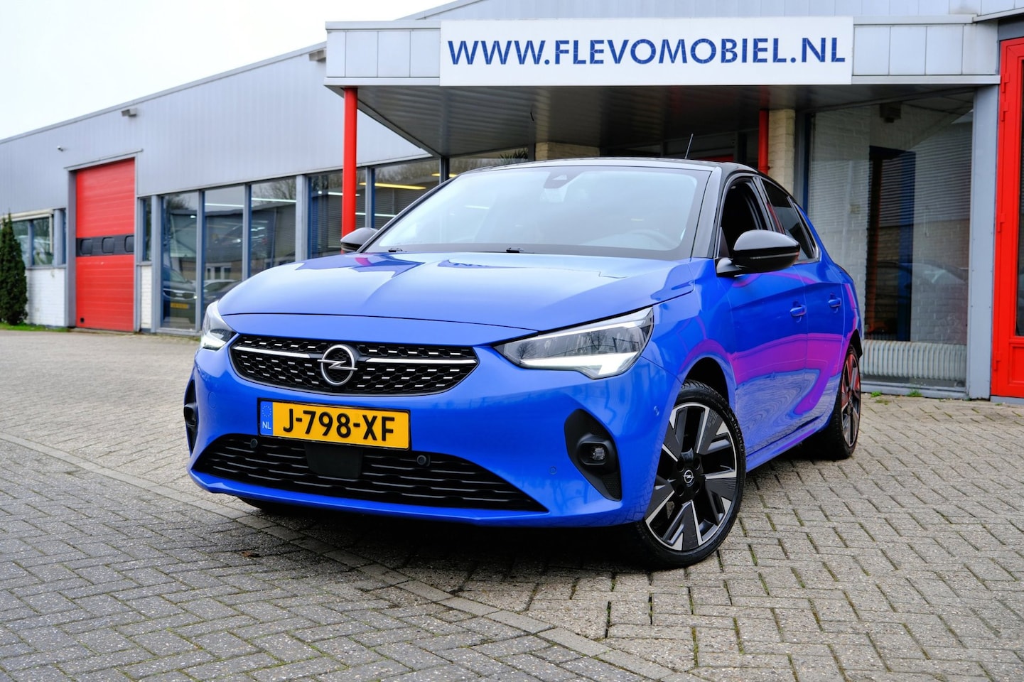 Opel Corsa-e - Elegance 50 kWh Aut. Navi|Clima|Half Leder|LMV|360cam - AutoWereld.nl