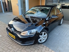 Volkswagen Golf - 1.2 TSI Trendline | Navi | Clima | PDC
