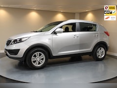 Kia Sportage - 2.0 X-tra First Edition *Panoramadak* All-seasons|Trekhaak|NAP