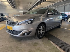 Peugeot 308 SW - 1.2 PureTech Blue Lease Premium | Trekhaak | Panorama | Camera | PDC | Navi | Cruise | Cli