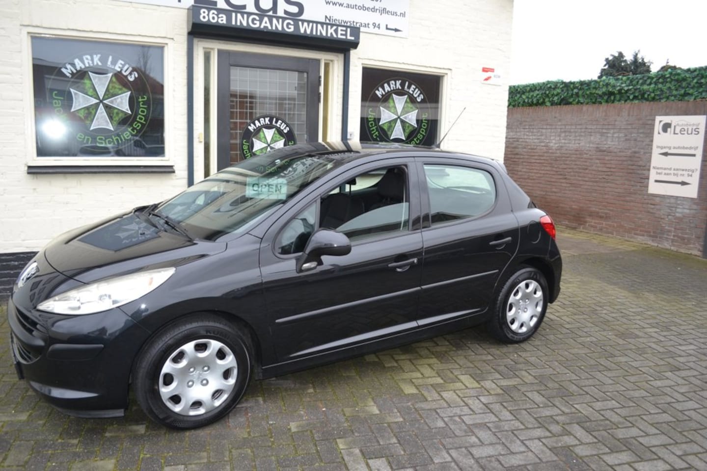 Peugeot 207 - 1.4 XR Zeer Mooi Compleet NW Distributie/Waterp/APK - AutoWereld.nl