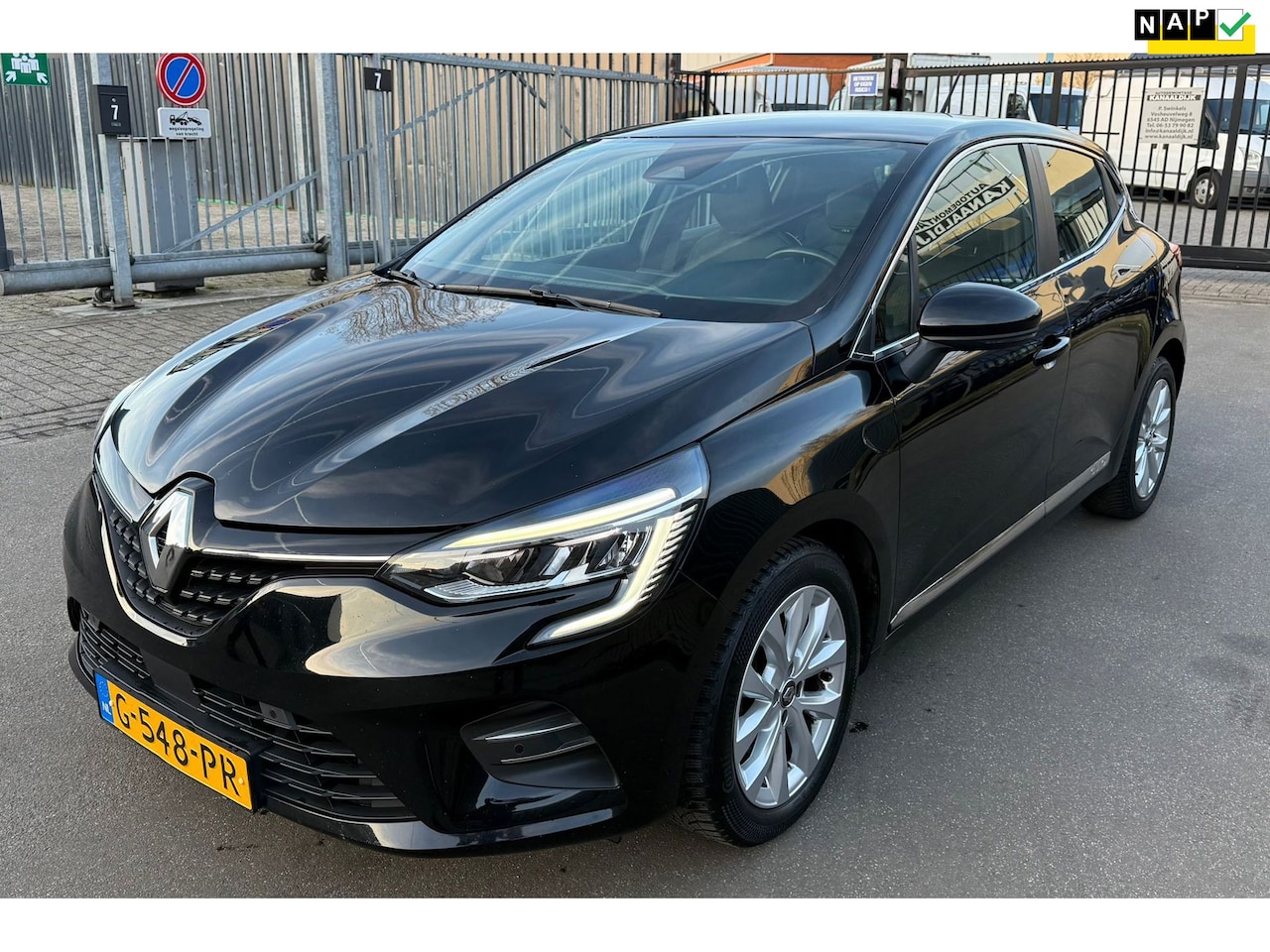 Renault Clio - 1.3 TCe Intens ZWART//AUTOMAAT - AutoWereld.nl